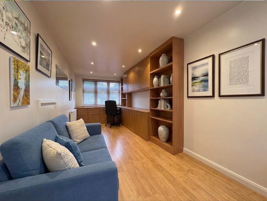 Marsh Lane, Mill Hill, NW7, Mill Hill
